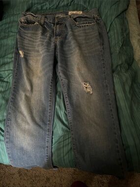 T.K. Axel Men's Distressed Medium Wash Jeans Size w.33 L. 34